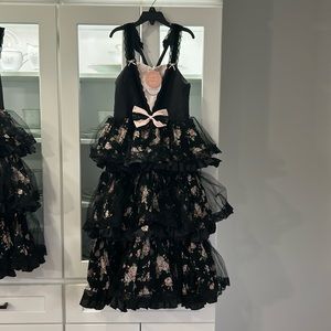 Dollcake of Australia boutique dress. Size 7. NWT. Black floral
